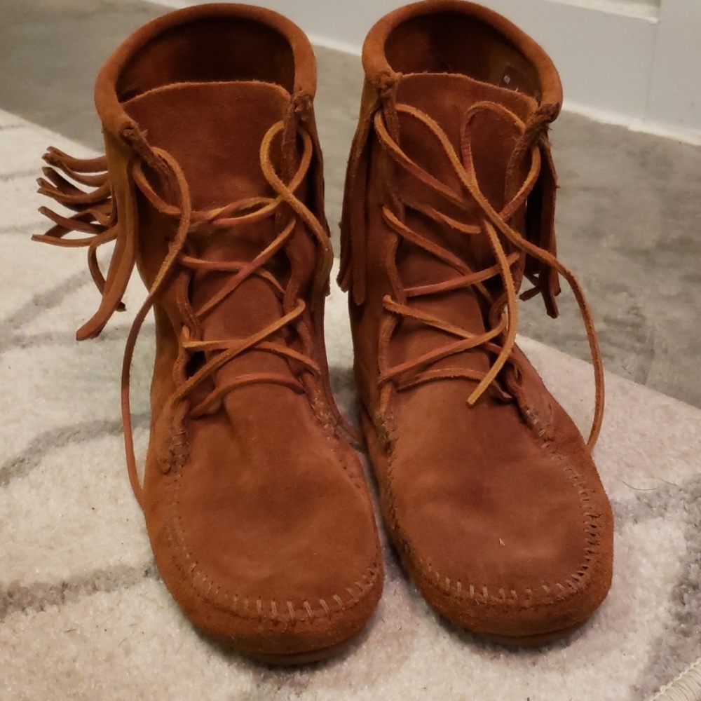 Minnetonka Leather Boots